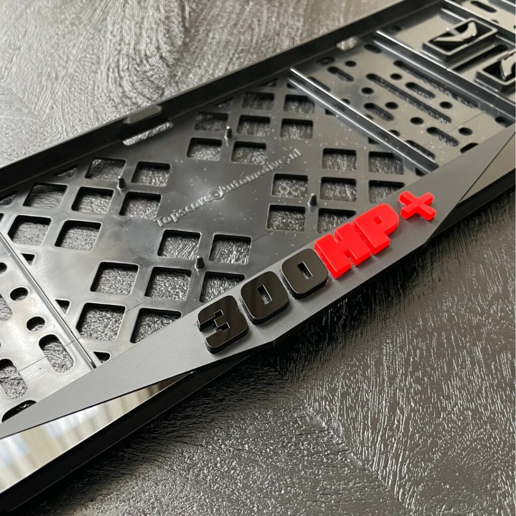 300HP + Kentekenplaathouder 3D